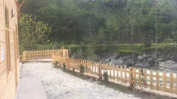 Khuôn viên nơi lưu trú