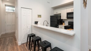 Unclassified image, 2 of 25, button - Apts at S 8th by NamaStay (St. Louis)