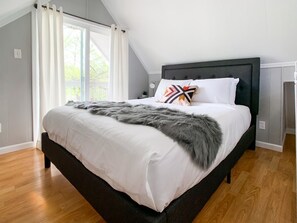 1 chambre, fer et planche à repasser, Wi-Fi, draps fournis