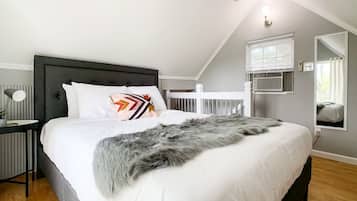 1 slaapkamer, een strijkplank/strijkijzer, wifi, beddengoed