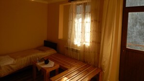 Economy Quadruple Room, Multiple Beds, Mountain View | Interior - Arami Guesthouse (Dilijan)