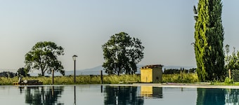 Grand appartement entre campagne et mer avec piscine et jardin!