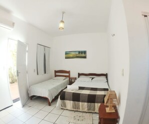 Chambre triple | Accès au Wi-Fi (inclus), literie fournie