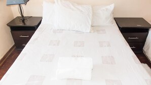Egyptian cotton sheets, premium bedding, WiFi, bed sheets - Gem in the City (Harare)
