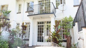 Courtyard - Gem in the City (Harare)