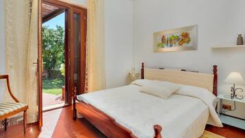 4 sovrum, strykjÀrn/strykbrÀda, gratis wi-fi och sÀngklÀder