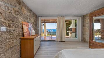 4 sovrum, strykjÀrn/strykbrÀda, gratis wi-fi och sÀngklÀder