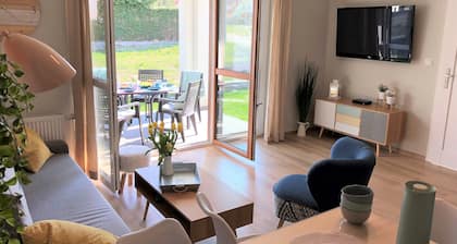 Modernes Ferienapartment "Momentum" mit Garten, direkt an der Ostsee bei Rewal