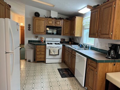 Port Sanilac - Lexington area, Country Setting "Home Away from Home"