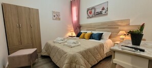Deluxe Room | Premium bedding, down comforters, individually furnished, desk - B&B A Modo Mio Marsala (Marsala)
