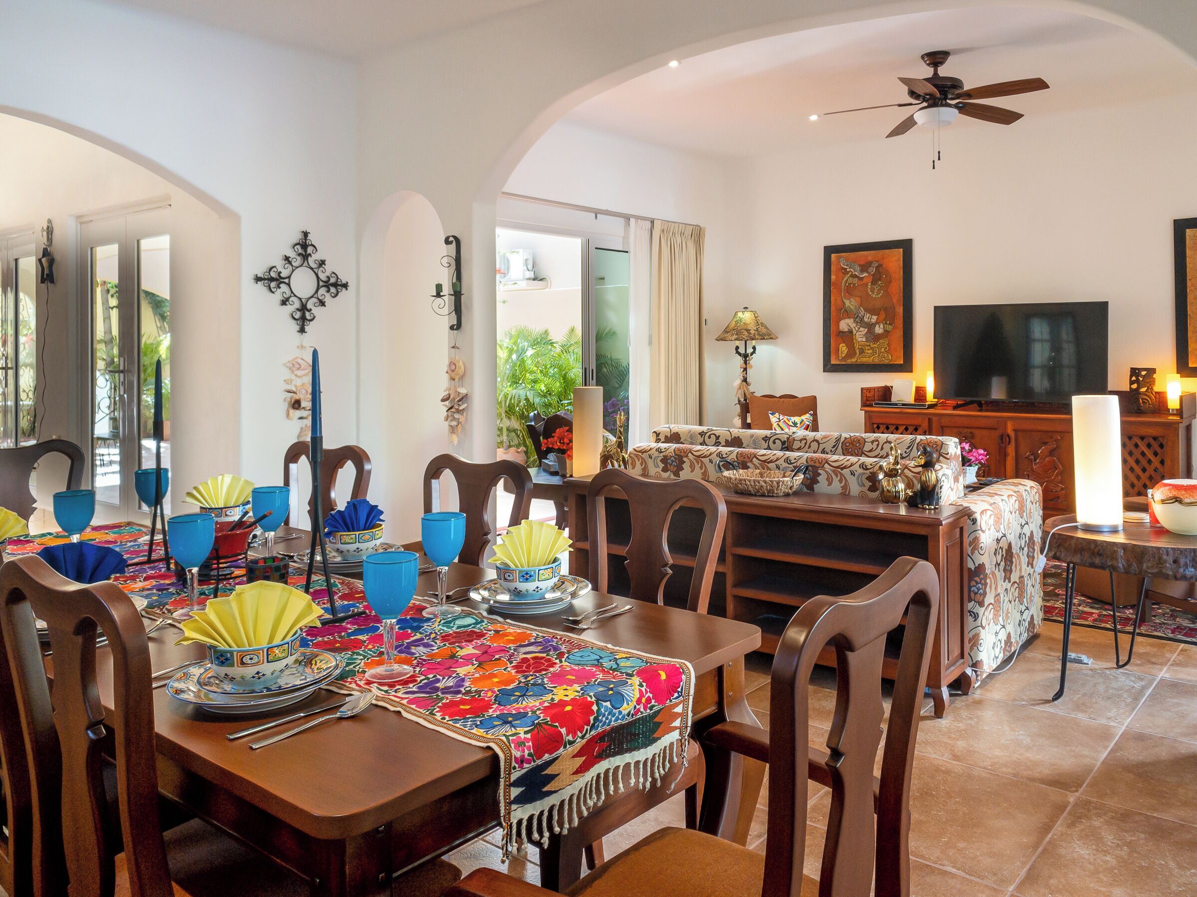 Photo - Casa Zarah - Hacienda Family Home - Pool and 2-Block to Beach