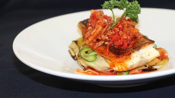 Breakfast, dinner, brunch served; French cuisine