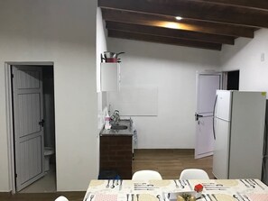 Basic Apartment, Berbilang Katil, Garden View | Ruang tamu