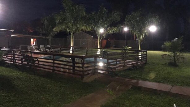 Exterior - Deptos La Paz (Puerto Iguazú)
