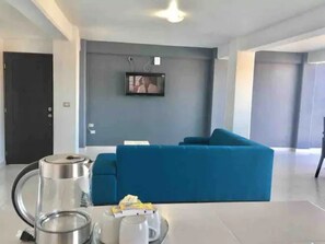 Family Apartment, 2 Bedrooms | 2 bedrooms, premium bedding, pillow-top beds, blackout curtains