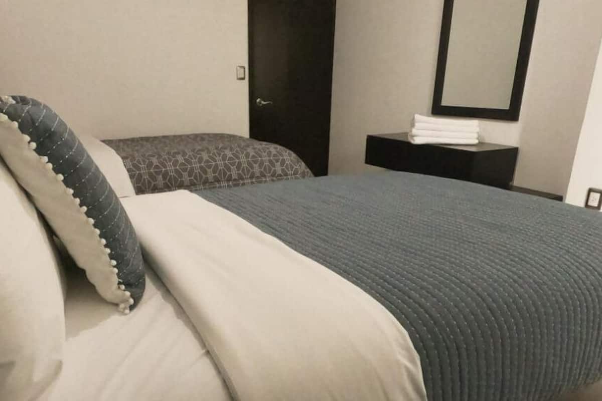 Perhehuoneisto, 2 makuuhuonetta | 2 makuuhuonetta, ylelliset vuodevaatteet, pillowtop-patjalliset sängyt