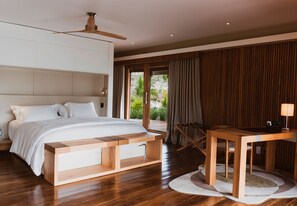 Basic Suite | Peti besi dalam bilik, langsir/tirai gelap terus, Wi-fi percuma 