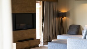 Basic Suite | In-room safe, blackout drapes, free WiFi, wheelchair access - Casana Hotel (Cruz)