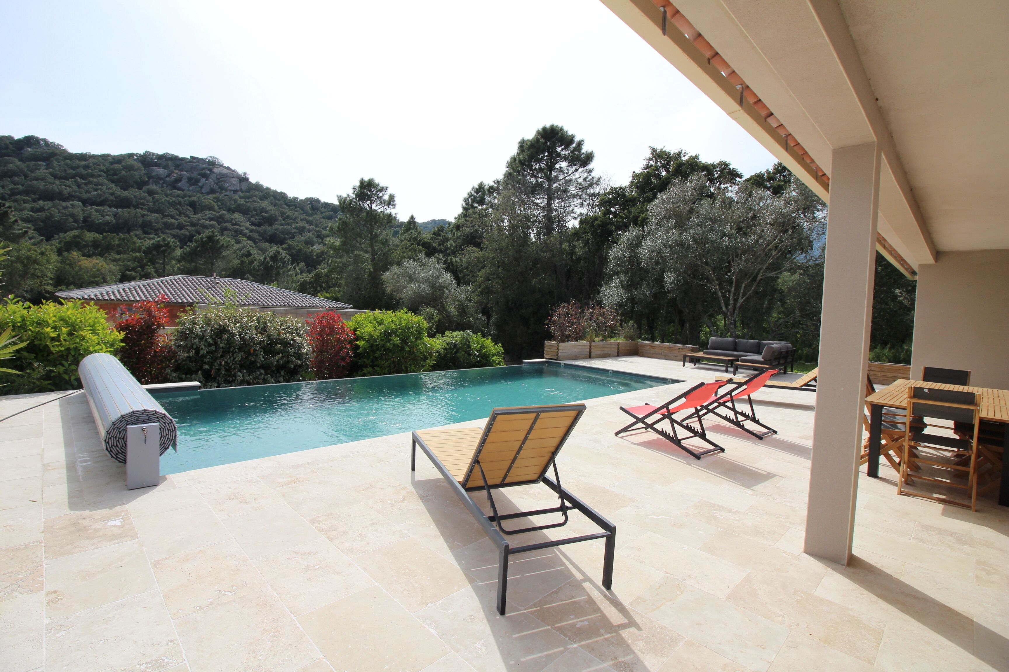 Piscine extérieure, piscine chauffée