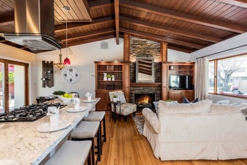 Modern contempary house.