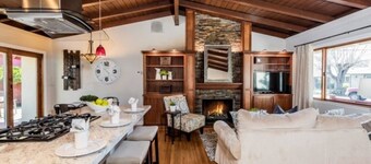 Maison contemporaine moderne.