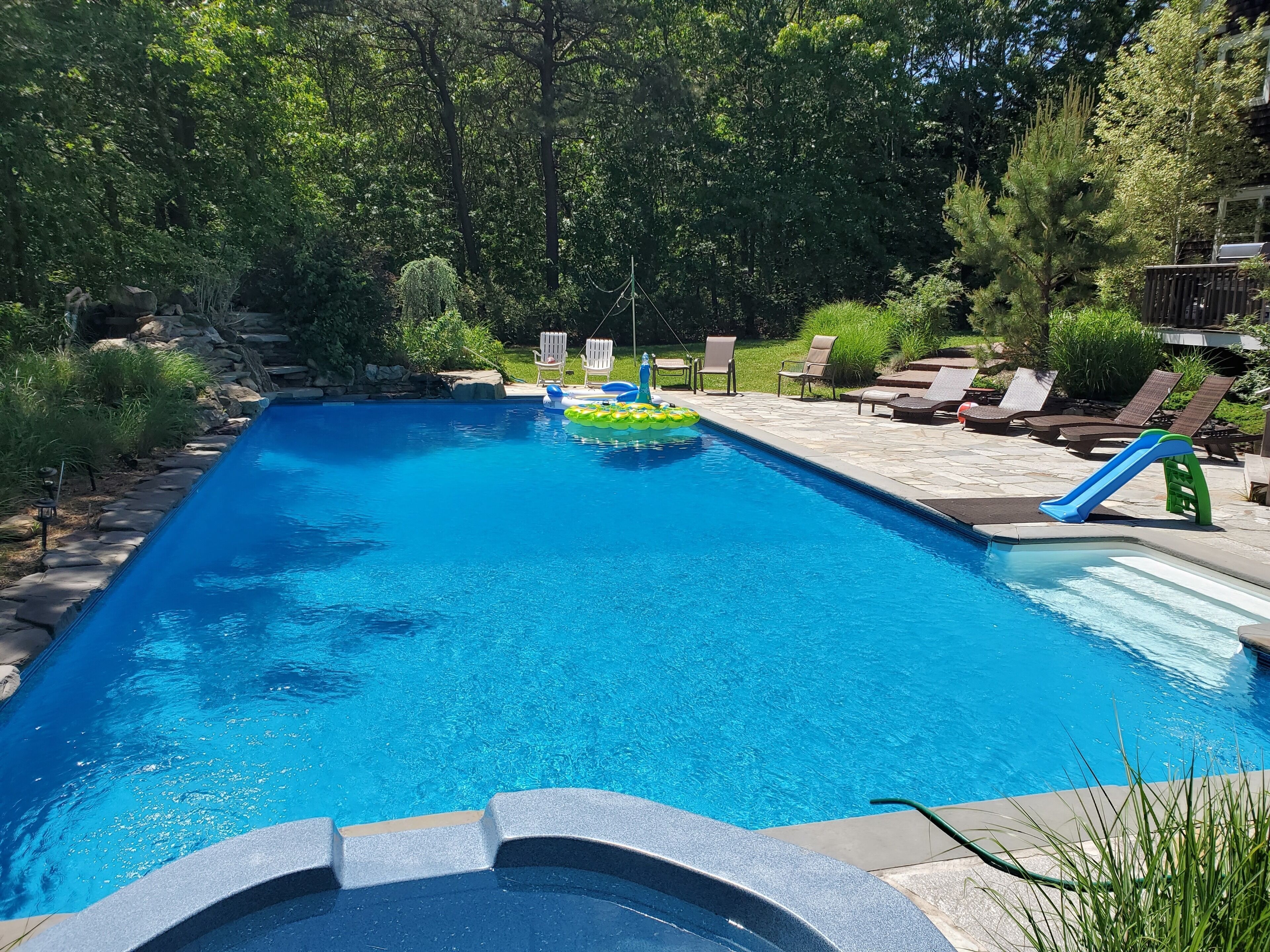 Piscine extérieure, piscine chauffée