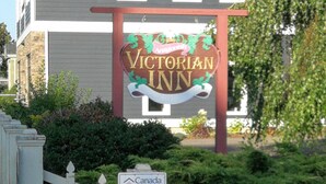 Exterior detail - Antigonish Victorian Inn (Antigonish)
