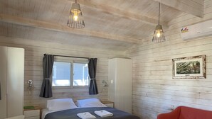奢華小屋, 1 張特大雙人床 | 書桌、筆電工作空間、熨斗/熨衣板、獨特裝潢
