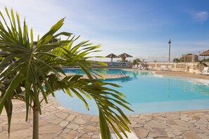 Pool - House 107 - A place for happy people! He comes! (Iguaba Grande)