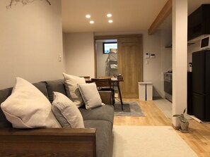 Private Vacation Home | Living area - Guest House Harue (Kyoto)