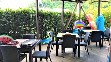 Basic Condo, Multiple Beds, Non Smoking, Kitchenette | BBQ/picnic area