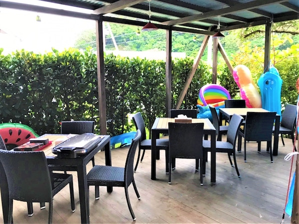 Basic Condo, Multiple Beds, Non Smoking, Kitchenette | BBQ/picnic area