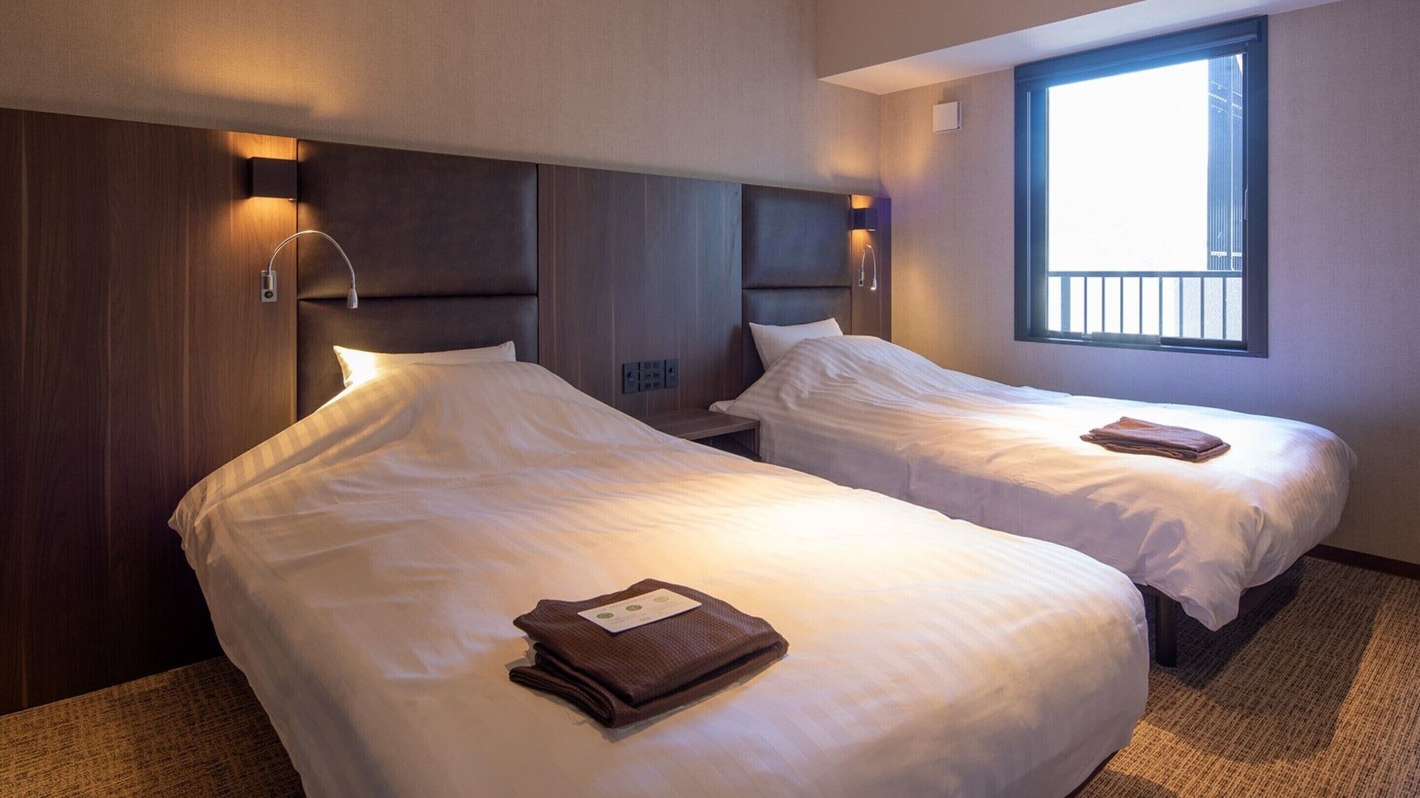 1 bedroom, in-room safe, desk, blackout curtains