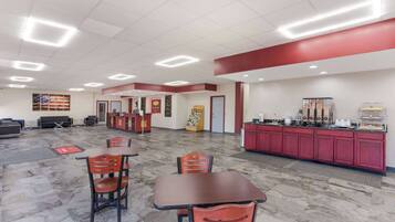 Café da manhã continental grátis todos os dias