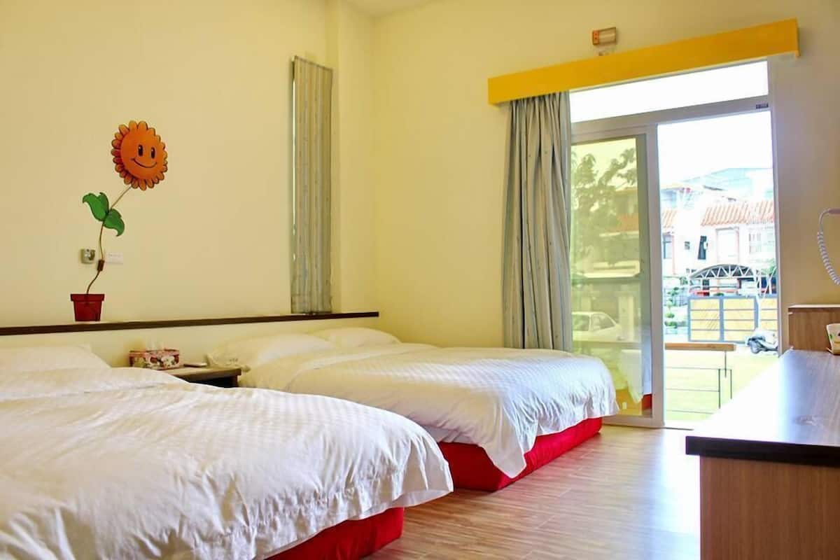 Insonorización, wifi gratis y ropa de cama