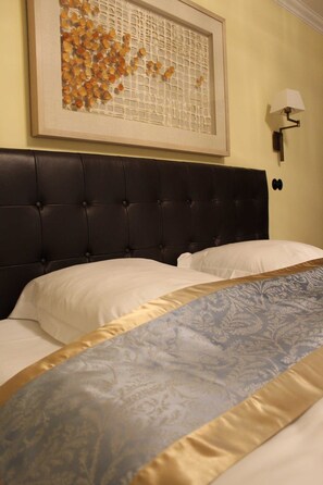 1 bedroom, in-room safe, desk, WiFi