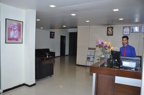 Lobby - Dass Suites (Bengaluru)
