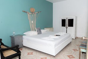 Deluxe Room, 1 King Bed