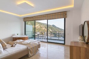 Panoramic Villa, 2 Bedrooms, Patio, Mountain View