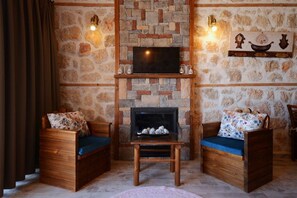 Villa | Vardagsrum | LCD-tv