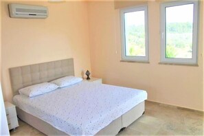 Panoramic Villa, 4 Bedrooms, Balcony, Mountain View