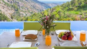 Outdoor pool, free cabanas, sun loungers - Villa Wild (Kas)