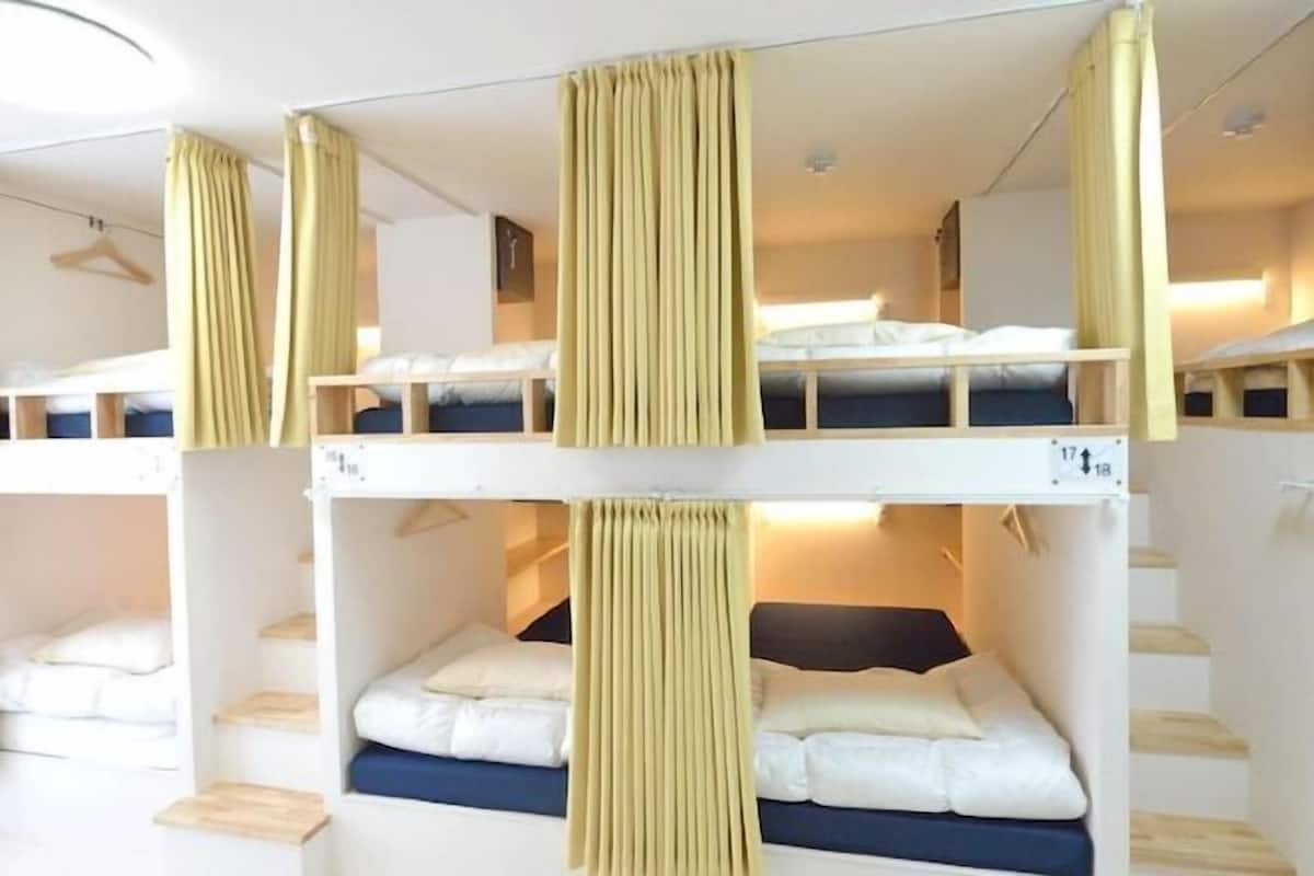 1 chambre, literie de qualité supérieure, couette en duvet d'oie