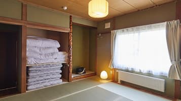 Japanese Tatami style room, Non Smoking | 1 bedroom, free WiFi, bed sheets