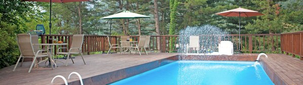Seasonal outdoor pool - Maru Pension (Yangpyeong)