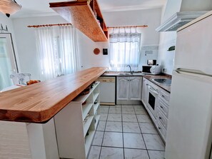 Uklassifisert bilde, 4 av 24, knapp