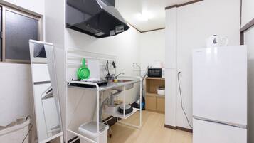 高級獨棟房屋, 多間臥室, 非吸煙房 | 5 間臥室、書桌、筆電工作空間、遮光布/窗簾