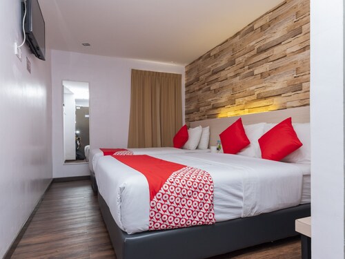 OYO 1098 H Hotel Segamat