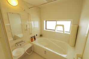 Vacation Room | Bathroom - Samurai (Kin)