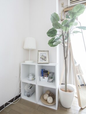 Huone (202) | Oleskelualue | Taulutelevisio